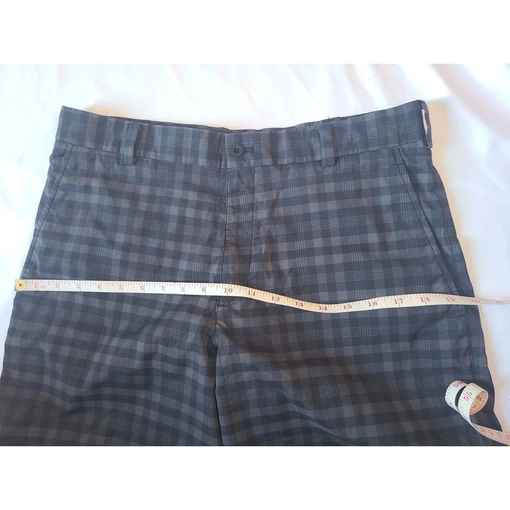 Nike Golf Dri Fit Plaid Shorts Mens Size 32 Grey Lightweight Performance
